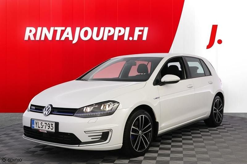 Käytetty VW Golf VII GTE 204 HP (150 kW) 2016 Valkoinen Viistoperä