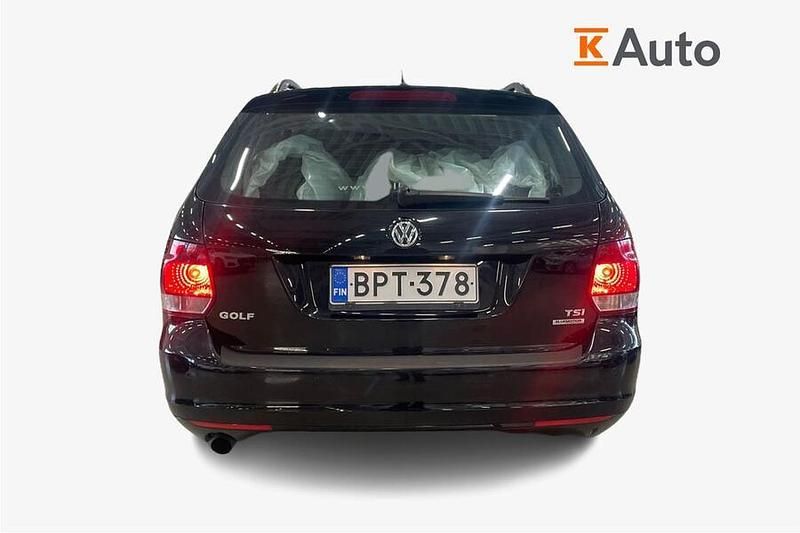 Käytetty VW Golf VII Comfortline 105 HP (77 kW) 2012 Farmari