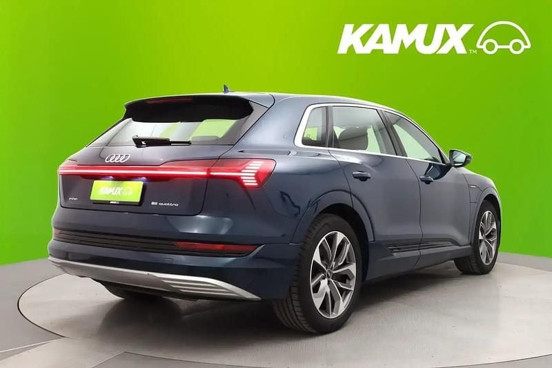 Käytetty Audi e-tron Advanced Plus 300 kW (408 HP) 2022 Sininen Katumaasturi
