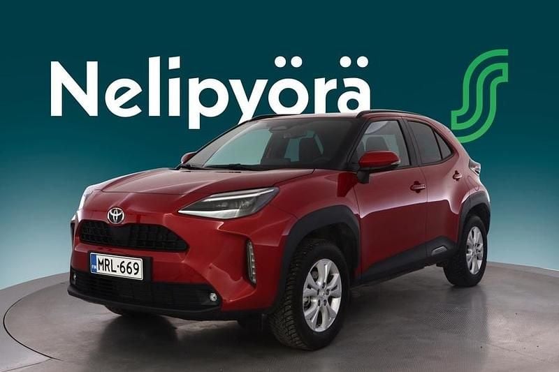 Käytetty Toyota Yaris Cross Plus 116 HP (85 kW) 2025 Punainen Katumaasturi