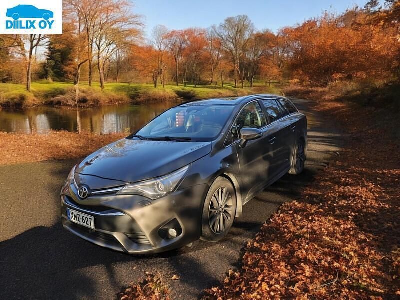 Käytetty Toyota Avensis Business Edition 143 HP (105 kW) 2016 Farmari