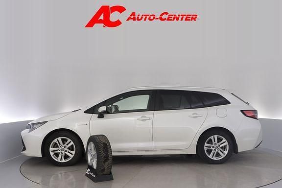 Käytetty Toyota Corolla Active 121 HP (88 kW) 2021 Valkoinen Farmari