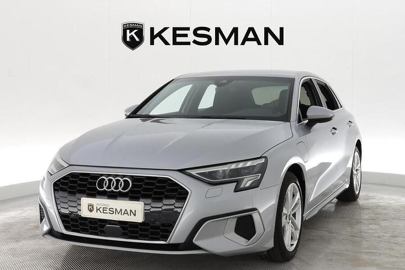Käytetty 2021 Audi A3 Sportback e-tron Advanced Viistoperä | 22 990 € (Hieman kallis) - Kuva 1/4