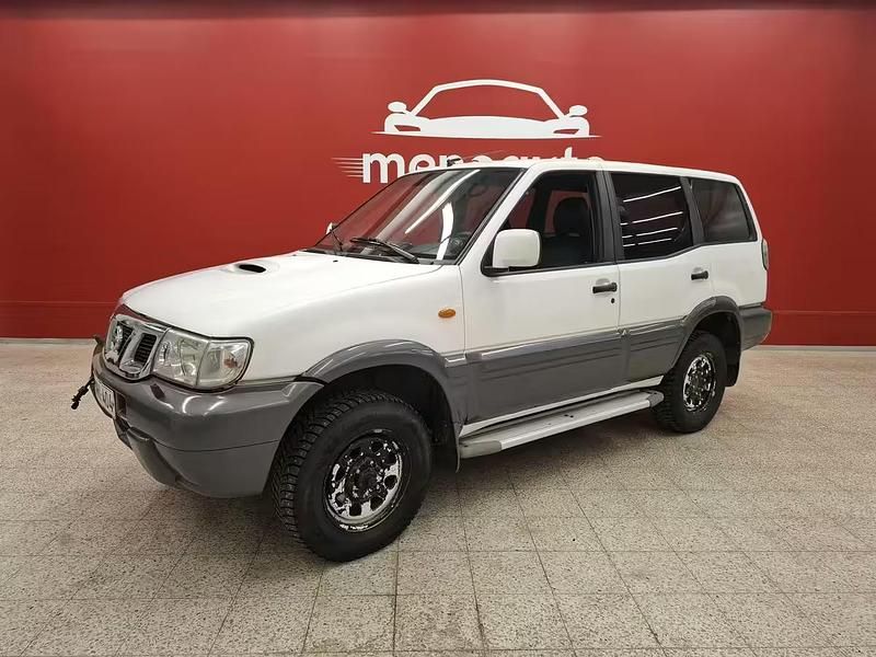 Käytetty Nissan Terrano 125 HP (91 kW) 2004 Katumaasturi