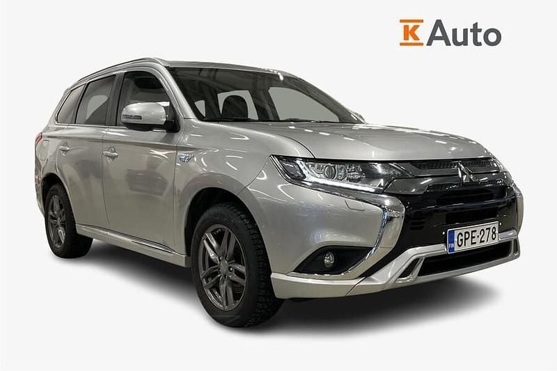 Käytetty 2019 Mitsubishi Outlander P-HEV Intense Katumaasturi | 19 900 € (Perustarjous) - Kuva 1/3