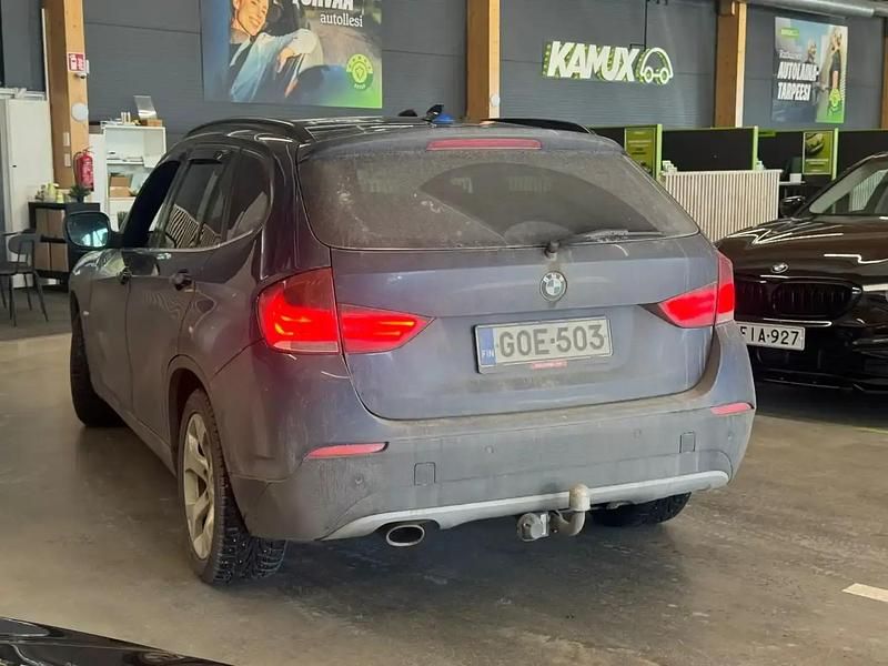 Käytetty BMW X1 204 HP (150 kW) 2012 Sininen Katumaasturi