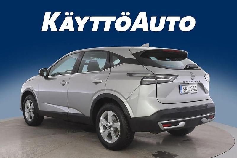 Käytetty Nissan Qashqai Acenta 158 HP (116 kW) 2024 Hopea Katumaasturi