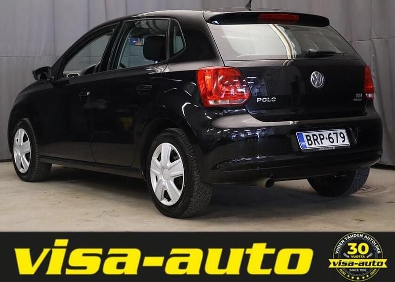 Käytetty VW Polo Comfortline 90 HP (66 kW) 2014 Musta Viistoperä
