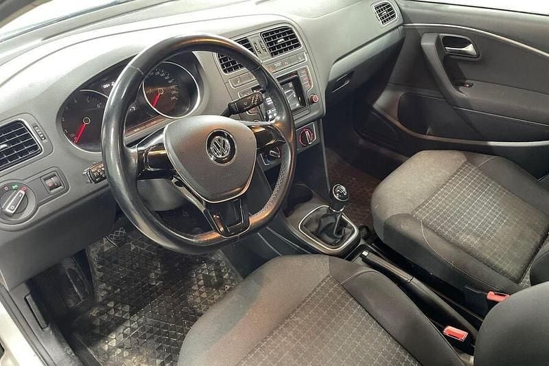 Käytetty VW Polo 90 HP (66 kW) 2017 Valkoinen Viistoperä