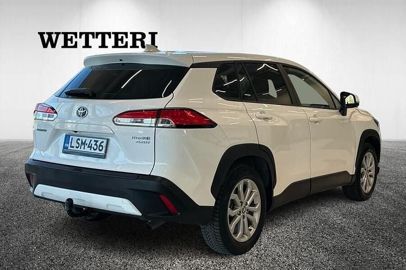 Käytetty Toyota Corolla Cross 197 HP (144 kW) 2022 Katumaasturi