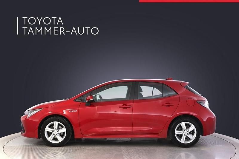 Käytetty Toyota Corolla Active 122 HP (89 kW) 2021 Punainen Viistoperä