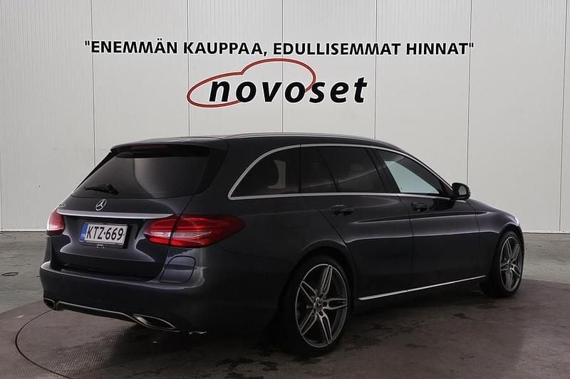 Käytetty Mercedes C350e Business 211 HP (155 kW) 2015 Harmaa Farmari