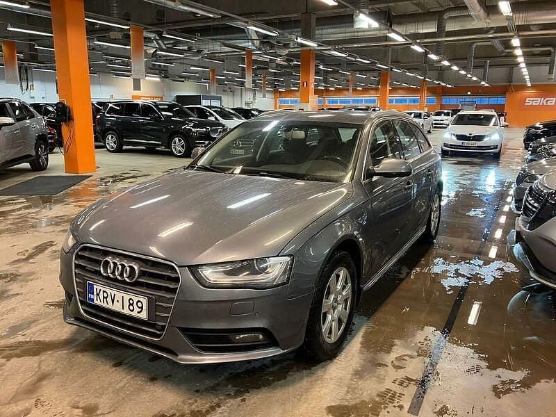 Käytetty Audi A4 Business 211 HP (155 kW) 2013 Farmari