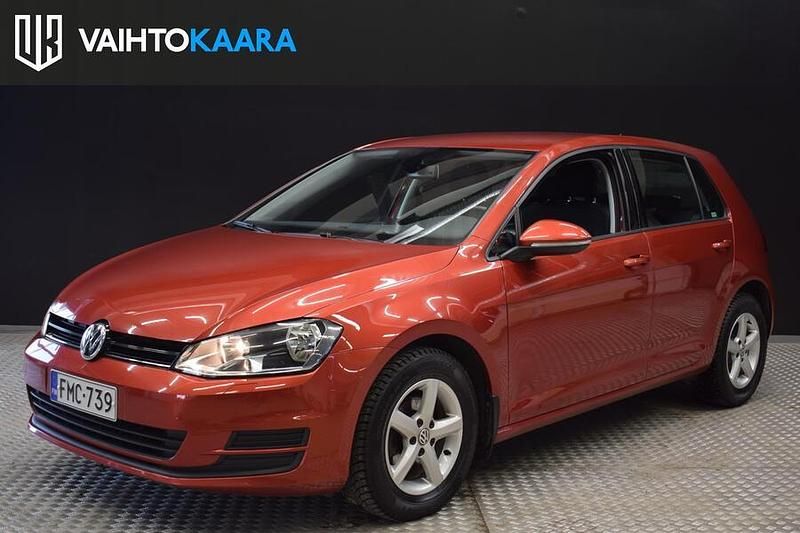 Käytetty VW Golf VII Comfortline 110 HP (80 kW) 2016 Viistoperä