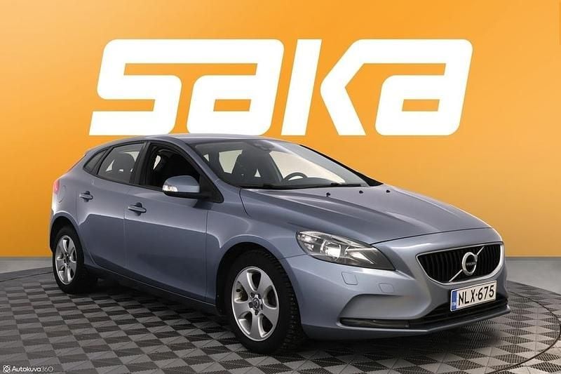 Käytetty 2017 Volvo V40 Kinetic Viistoperä | 13 750 € (Perustarjous) - Kuva 1/3