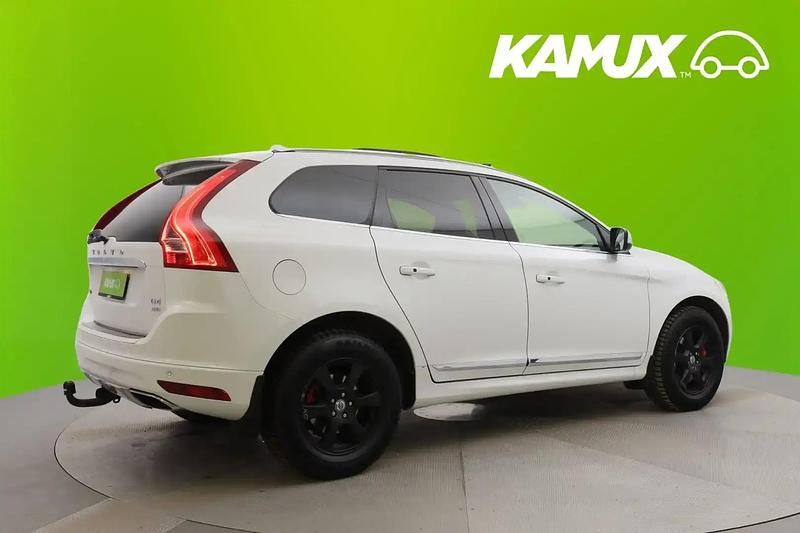 Käytetty Volvo XC60 Summum 181 HP (133 kW) 2014 Valkoinen Katumaasturi