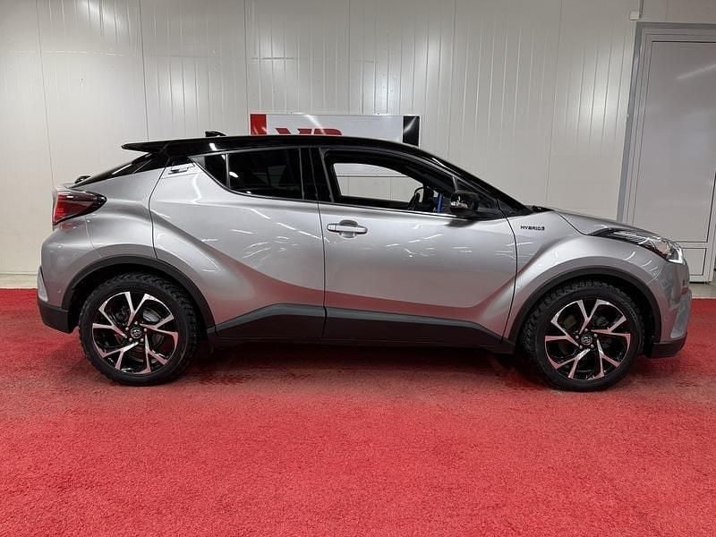 Käytetty Toyota C-HR Premium 122 HP (89 kW) 2017 Katumaasturi
