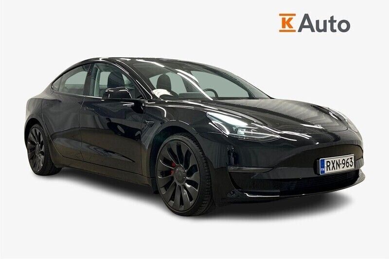 Käytetty 2023 Tesla Model 3 Performance Sedan | 30 900 € (Hyvä tarjous) - Kuva 1/3
