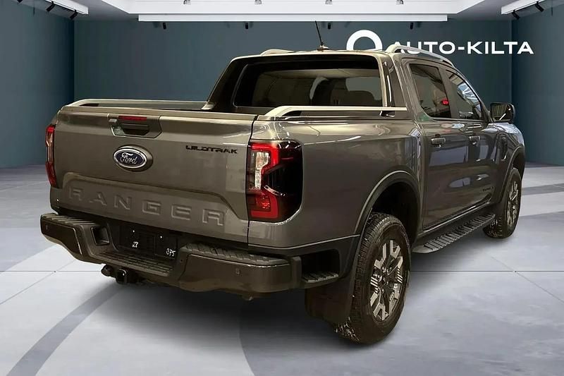 Uusi Ford Ranger Wildtrack 2026 Harmaa Nouto