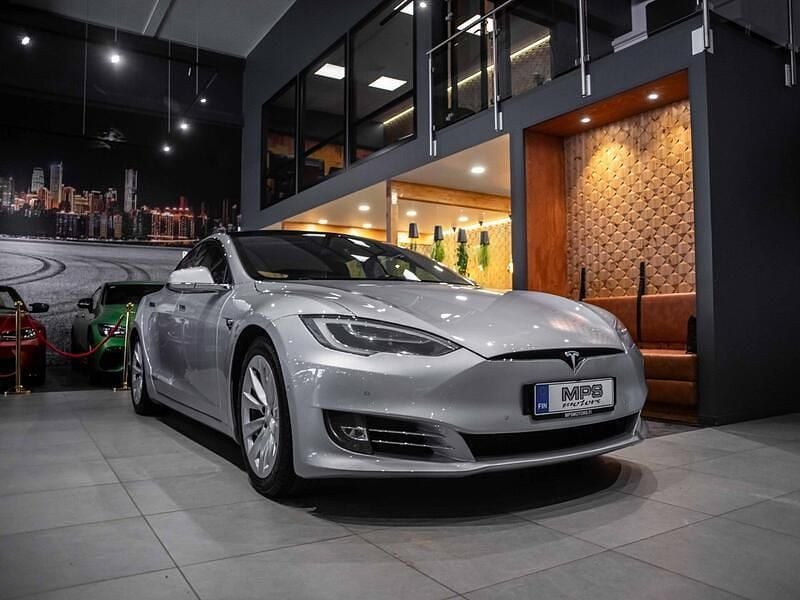 Käytetty Tesla Model S 2018 Harmaa Viistoperä