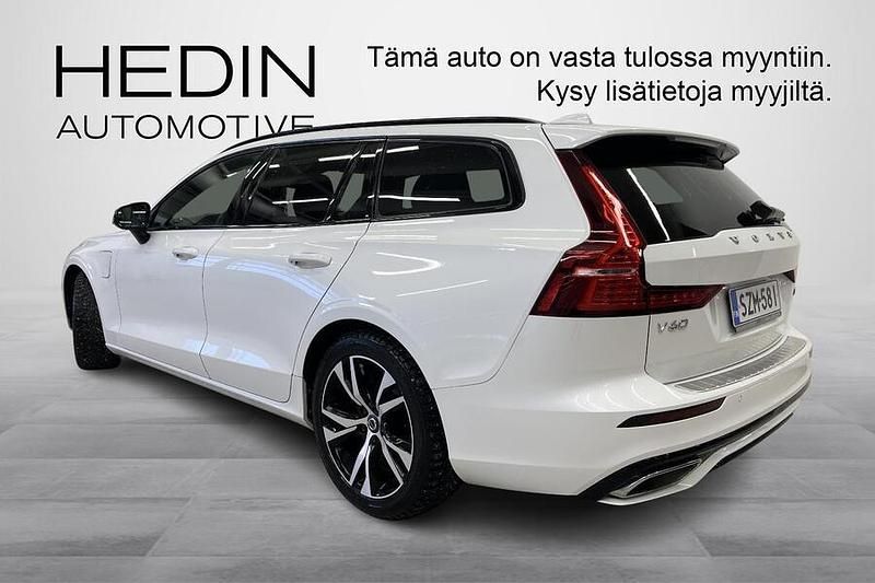 Käytetty Volvo V60 R-Design 392 HP (288 kW) 2020 Valkoinen Farmari