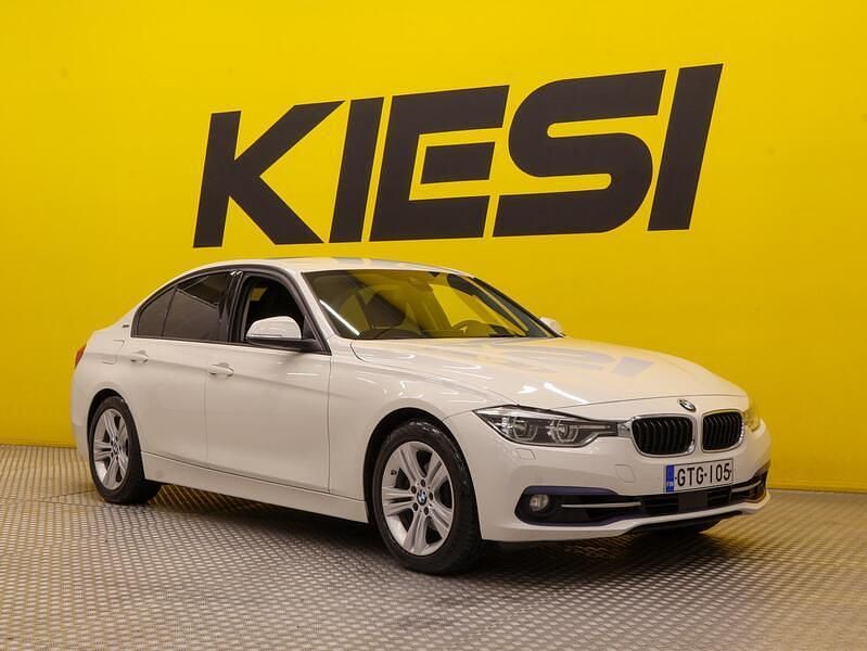 Käytetty BMW 330e Sport Line 184 HP (135 kW) 2016 Sedan