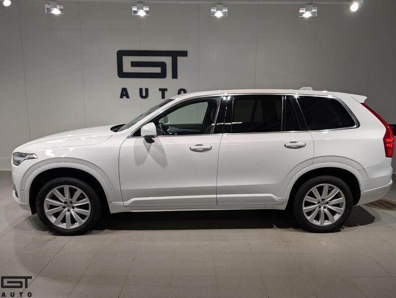 Käytetty Volvo XC90 Momentum 224 HP (164 kW) 2015 Katumaasturi