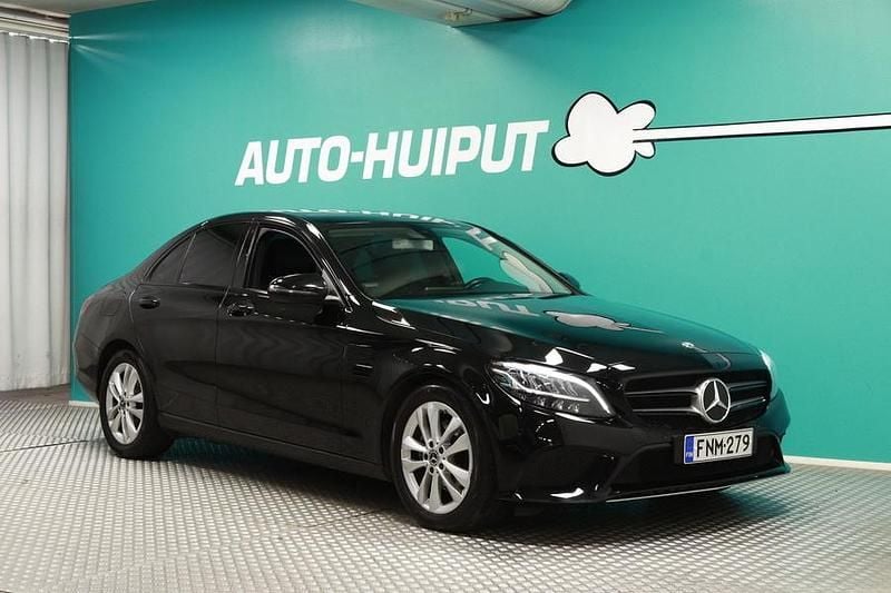 Käytetty 2019 Mercedes C200 Avantgarde Sedan | 22 900 € (Hyvä tarjous) - Kuva 1/4