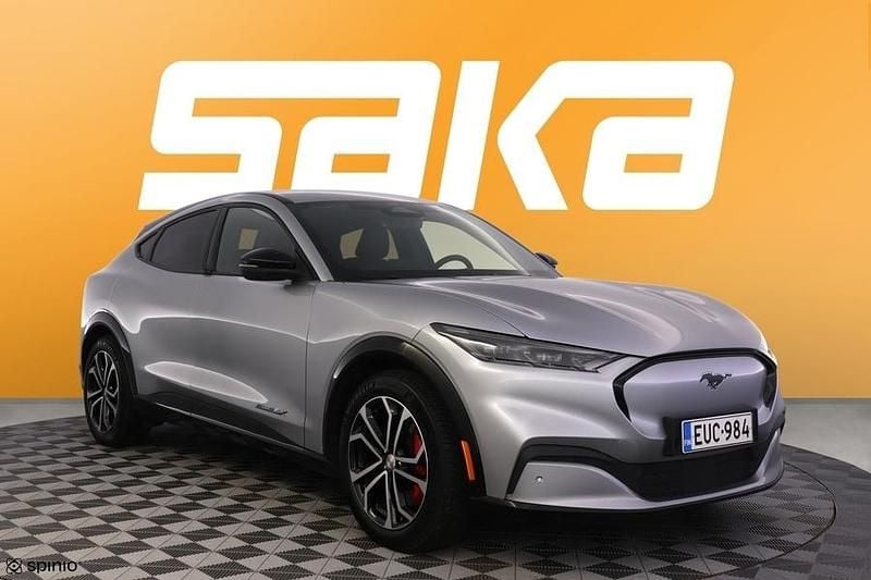 Käytetty 2022 Ford Mustang Mach-E Katumaasturi | 32 400 € (Perustarjous) - Kuva 1/3