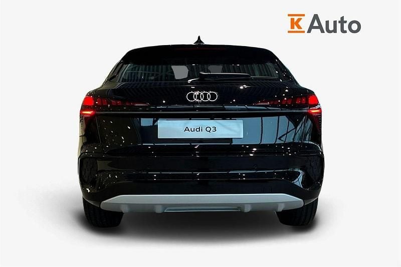 Uusi Audi Q3 Sportback 268 HP (197 kW) 2026 Musta Katumaasturi
