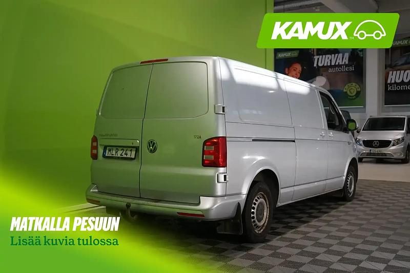 Käytetty VW T6 150 HP (110 kW) 2017 Hopea / harmaa Van