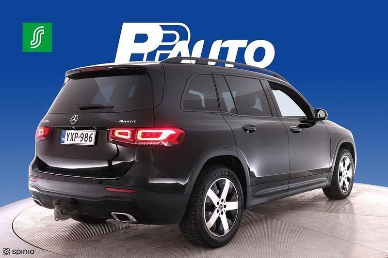 Käytetty Mercedes GLB220 Business 190 HP (139 kW) 2022 Katumaasturi