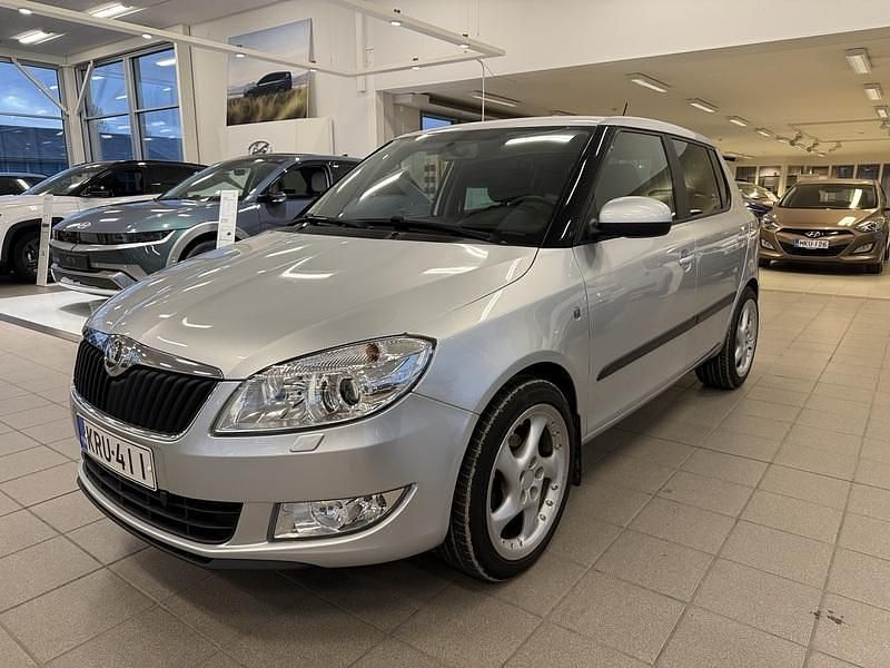 Hopea Käytetty 2014 Skoda Fabia Fresh Viistoperä | 7 200 € (Hyvä tarjous) - Kuva 1/4