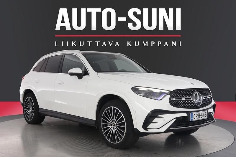 Valkoinen Käytetty 2023 Mercedes GLC300e AMG Katumaasturi | 59 400 € (Perustarjous) - Kuva 1/3