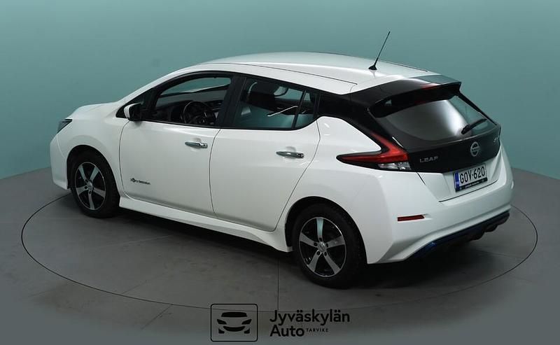 Käytetty Nissan Leaf Acenta 110 kW (150 HP) 2019 Valkoinen Viistoperä