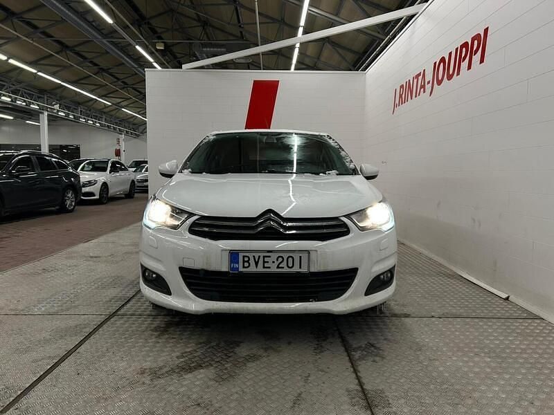 Käytetty Citroën C4 Comfort 110 HP (80 kW) 2015 Viistoperä