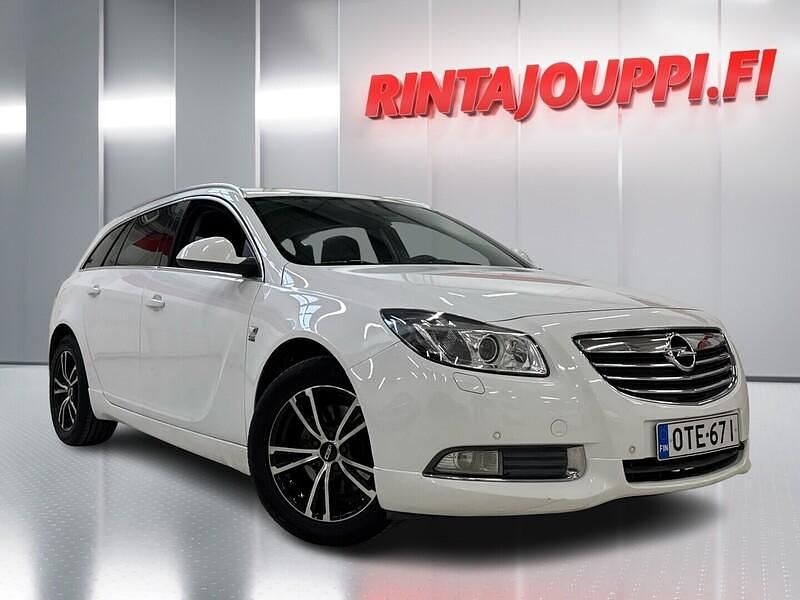 Käytetty 2012 Opel Insignia Sport Farmari | 6 900 € (Perustarjous) - Kuva 1/3