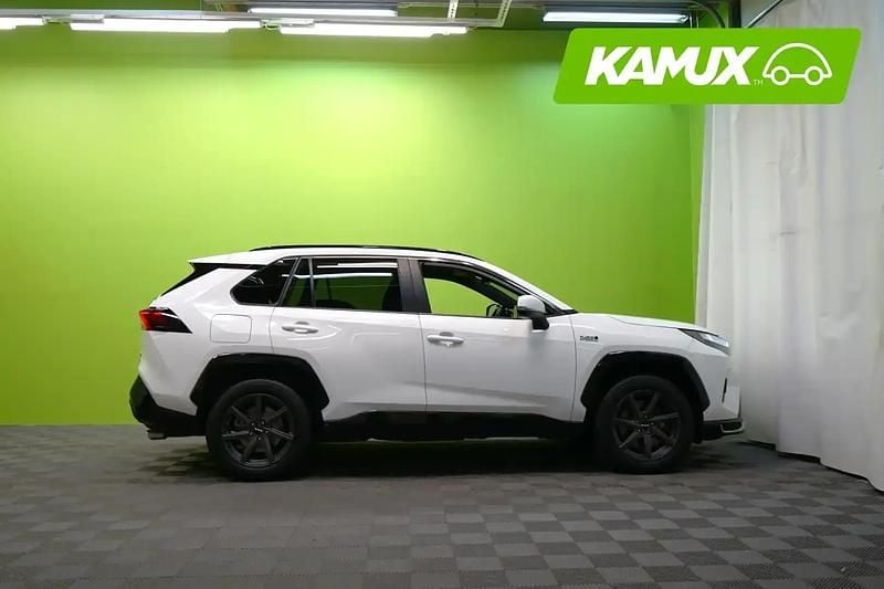 Käytetty Toyota RAV4 Hybrid Edition 306 HP (225 kW) 2022 Valkoinen Katumaasturi