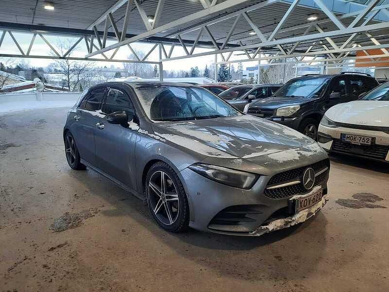 Käytetty 2018 Mercedes A200 AMG line Viistoperä | 24 390 € (Kallis) - Kuva 1/4