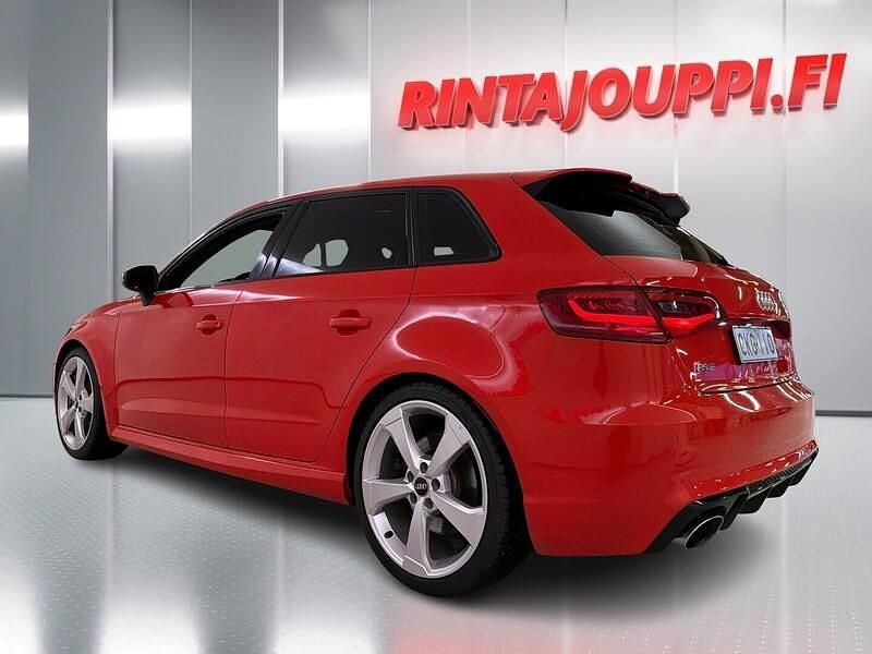 Käytetty Audi RS3 Sportback 367 HP (269 kW) 2016 Viistoperä