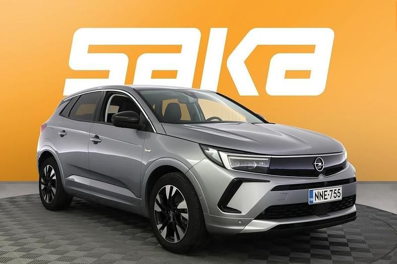 Käytetty Opel Grandland X Innovation 224 HP (164 kW) 2023 Katumaasturi