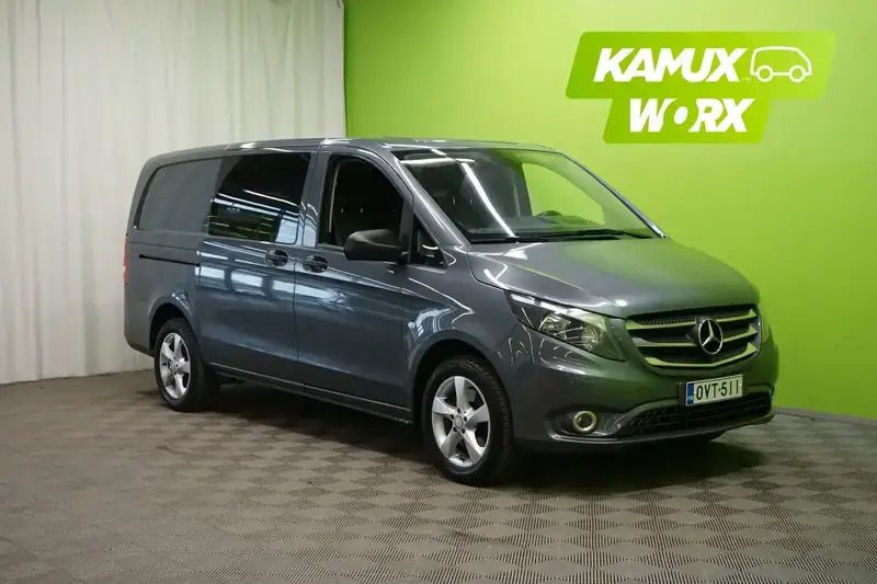 Hopea / harmaa Käytetty 2017 Mercedes Vito Tila-auto | 24 590 € (Hyvä tarjous) - Kuva 1/4
