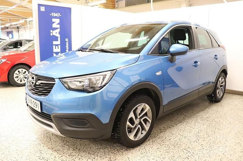 Käytetty Opel Crossland X Innovation 110 HP (80 kW) 2019 Sininen Katumaasturi