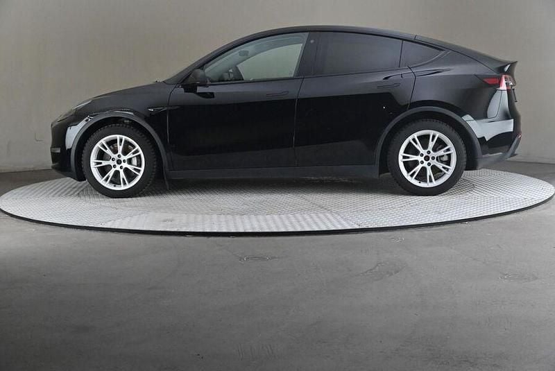 Käytetty Tesla Model Y Long Range AWD 378 kW (514 HP) 2023 Katumaasturi