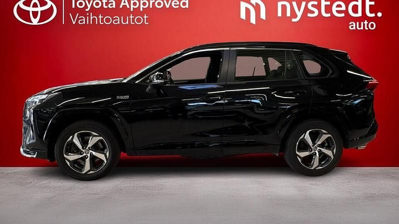 Käytetty Toyota RAV4 Hybrid Active 306 HP (225 kW) 2023 Musta Katumaasturi