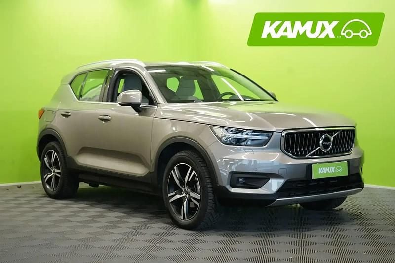 Hopea / harmaa Käytetty 2021 Volvo XC40 Business Edition Katumaasturi | 36 490 € (Perustarjous) - Kuva 1/4
