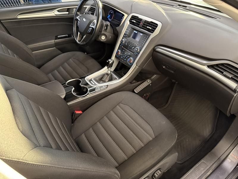 Käytetty Ford Mondeo Trend 160 HP (117 kW) 2015 Farmari