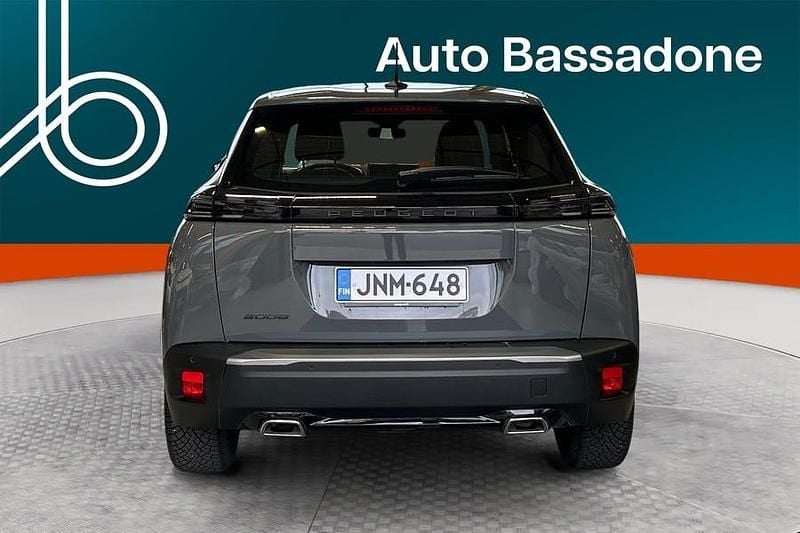 Käytetty Peugeot 2008 Active 131 HP (96 kW) 2024 Katumaasturi