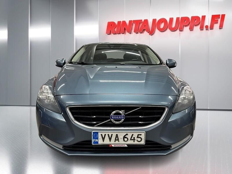 Käytetty Volvo V40 Kinetic 114 HP (83 kW) 2013 Viistoperä
