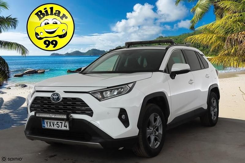 Käytetty Toyota RAV4 Hybrid Edition 178 HP (130 kW) 2024 Katumaasturi